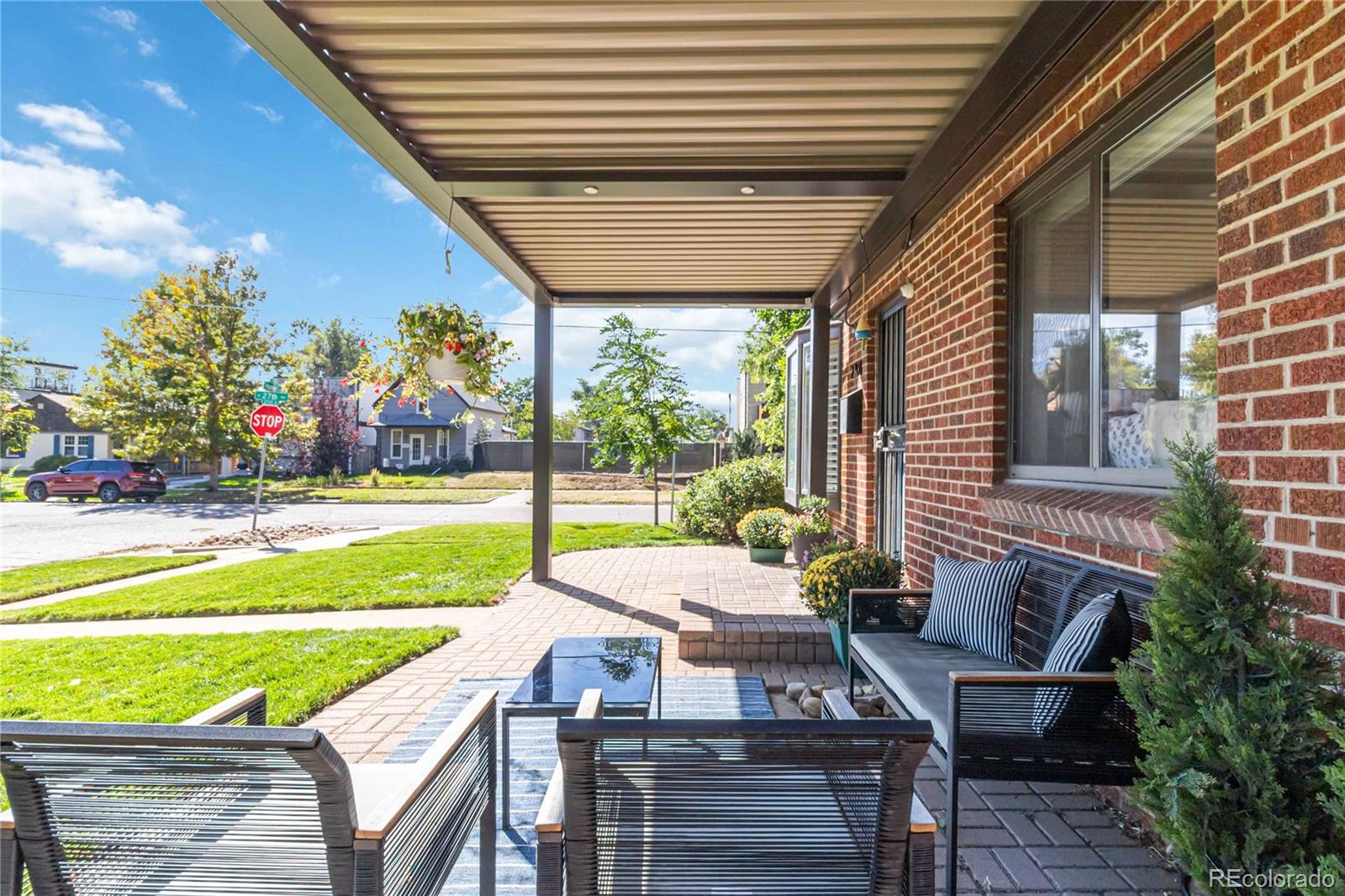 2701 N Hooker Street