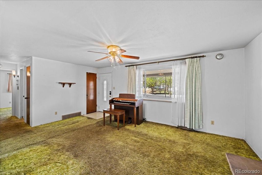 Photo of 1070 S Garland Way, Lakewood, CO 80226 (MLS # 4073786)