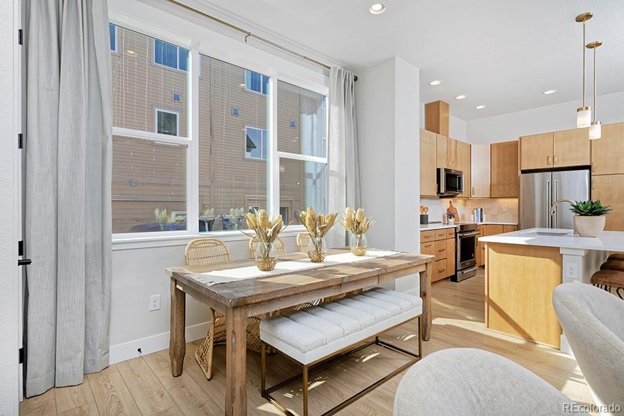 3138 W Bonfils Place