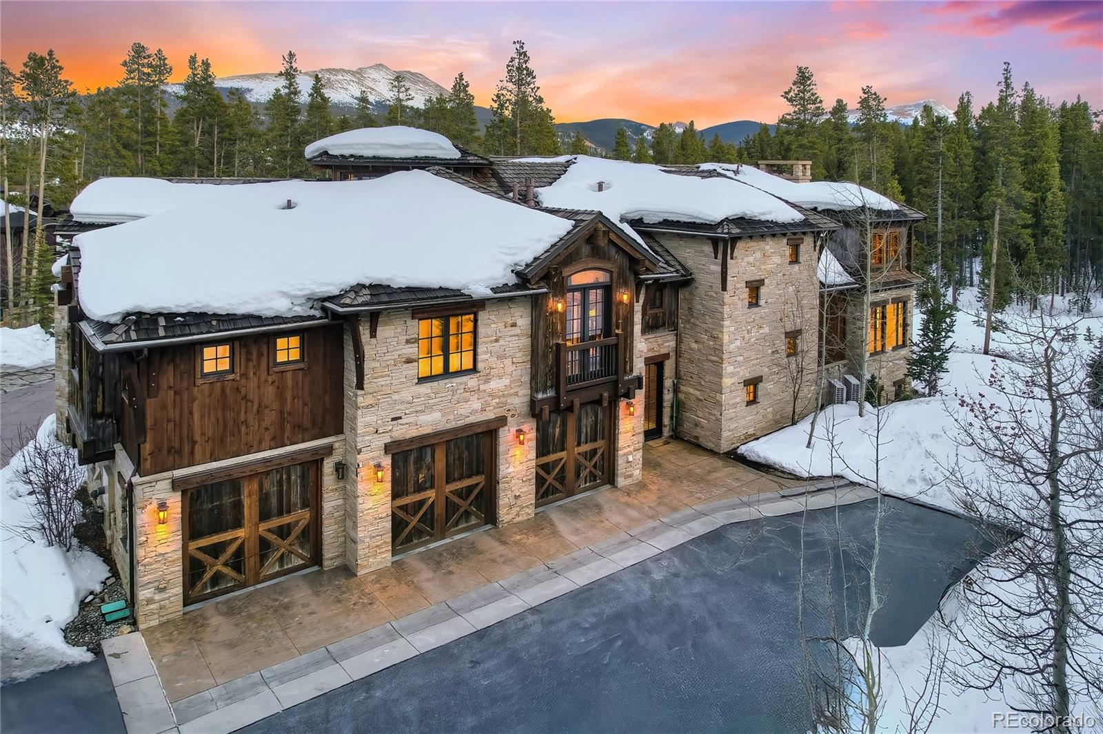 327 Peerless Drive