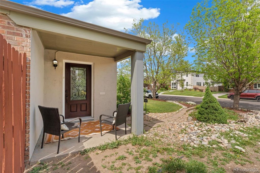 Photo of 2965 Ivy Street, Denver, CO 80207 (MLS # 3327788)