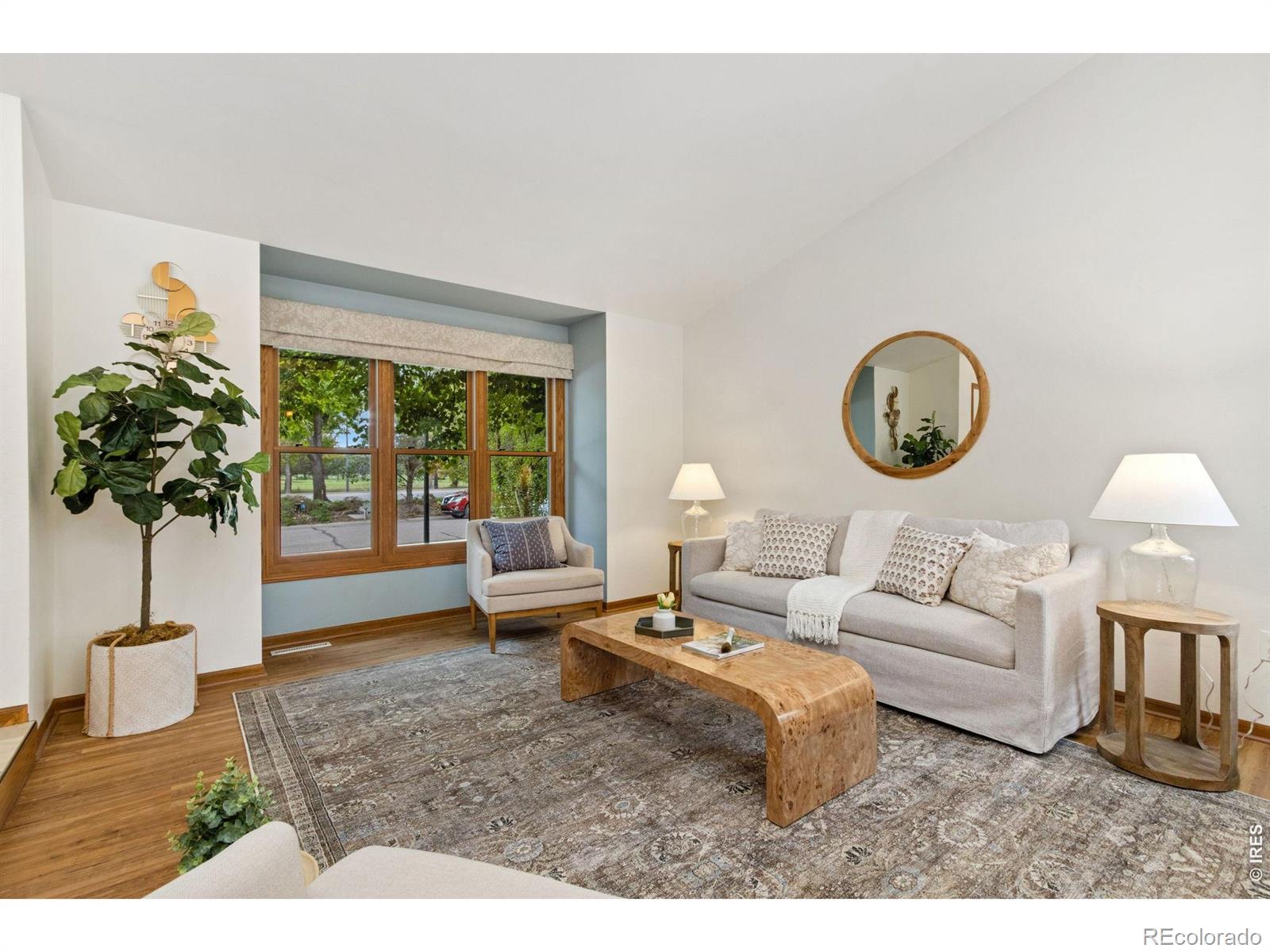1562 Faraday Circle