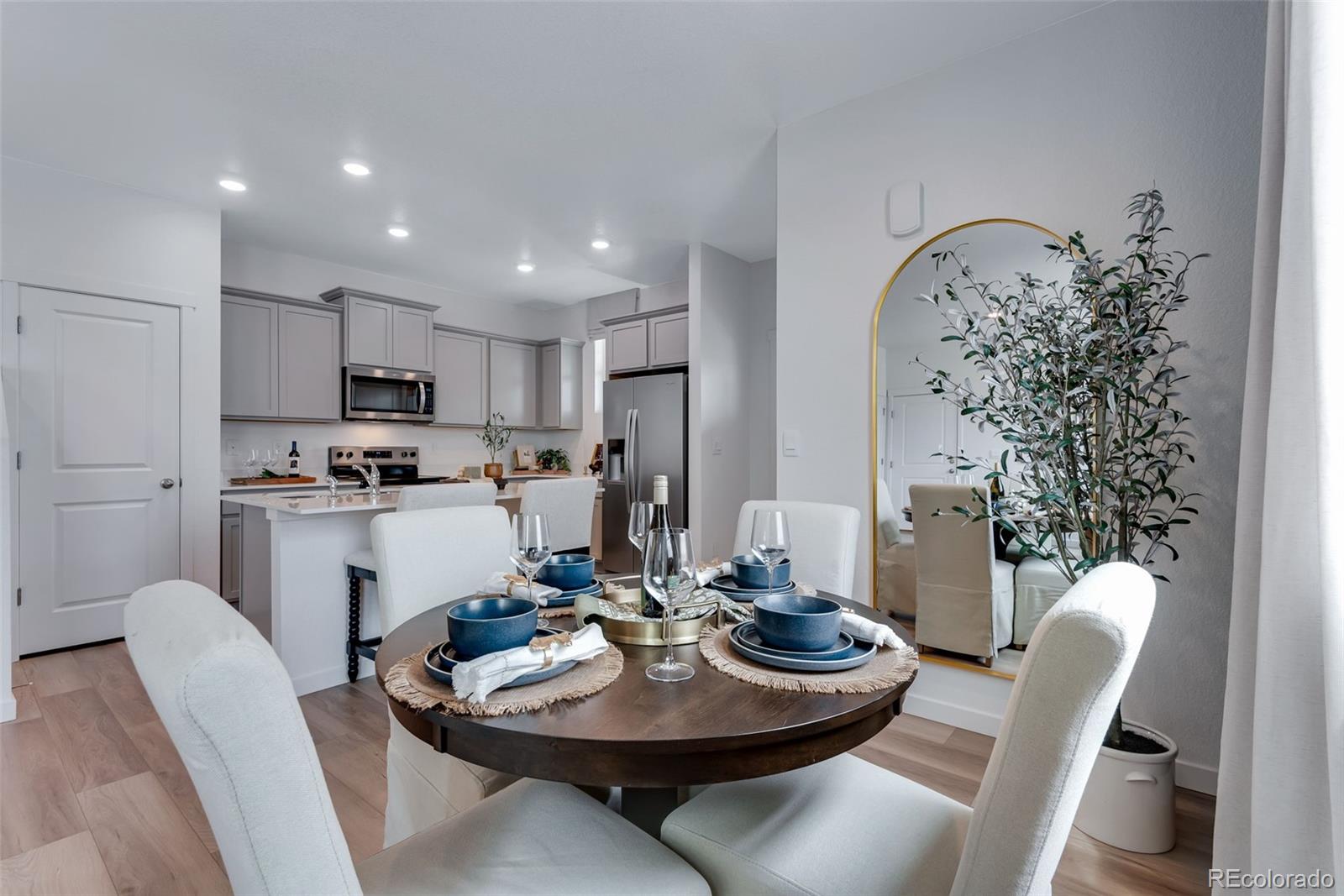 612 S Cabernet Avenue