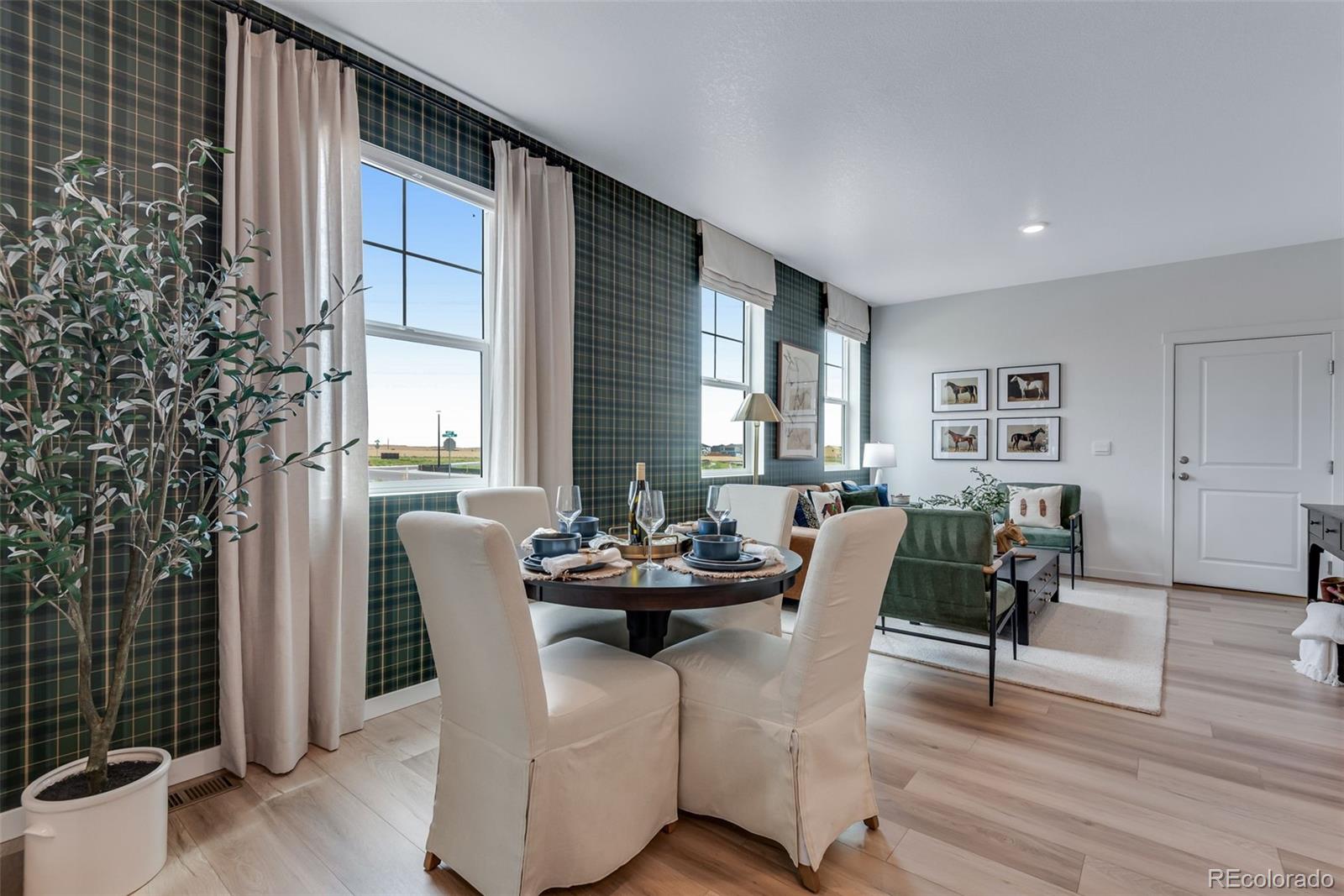 612 S Cabernet Avenue