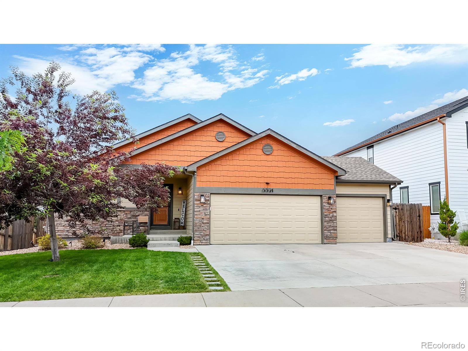 6821 Sequoia Street