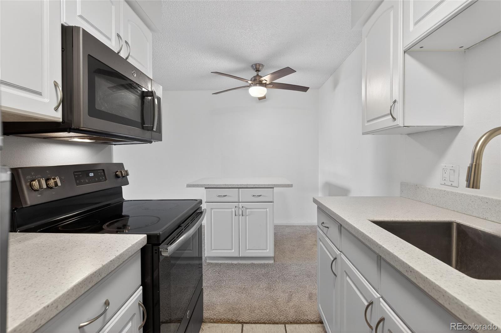 1233 N Ogden Street 503