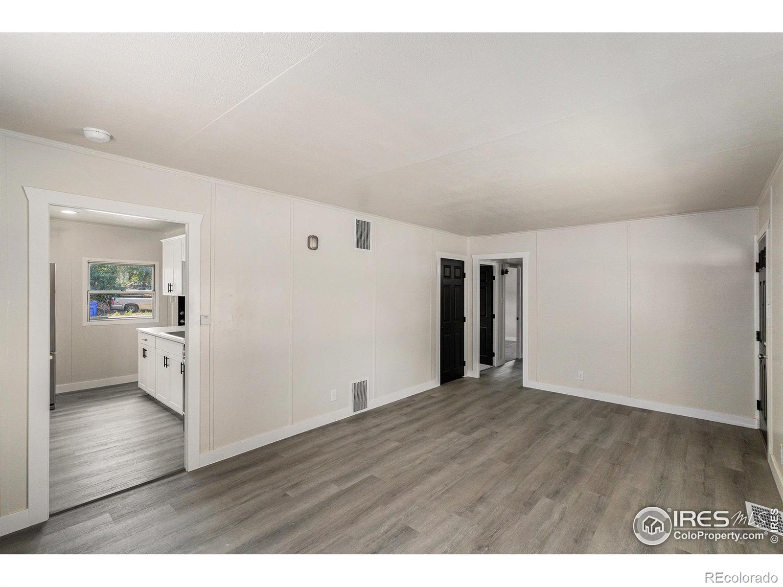 2420 W 7th Street