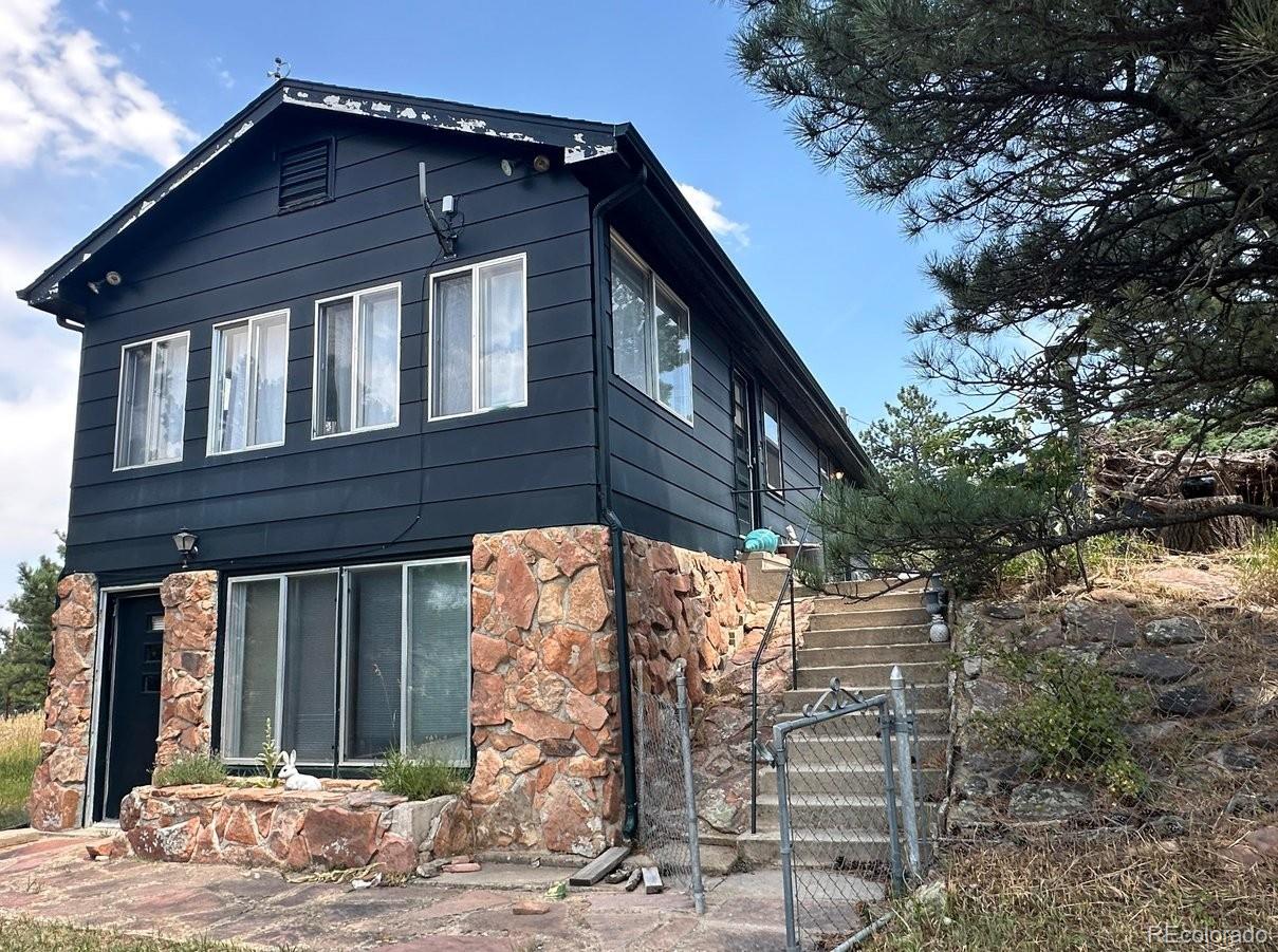 4012 Lakefront Drive