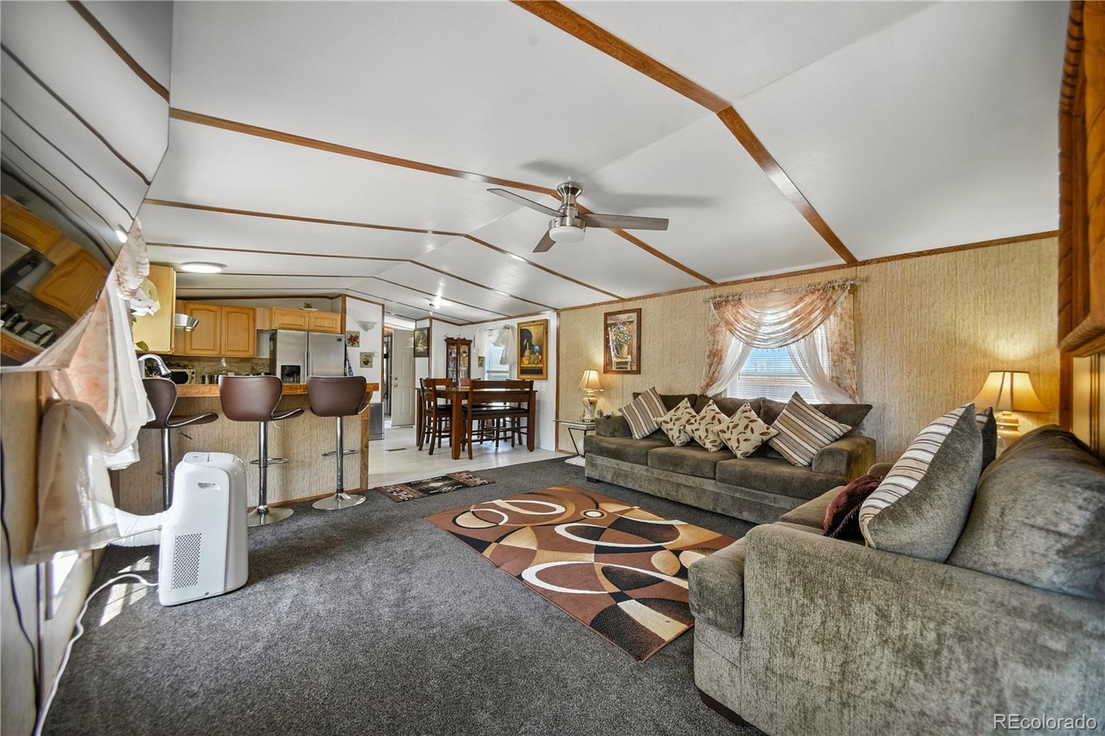 422 Willow Drive, Lochbuie, CO, 80603 1 422 Willow Drive