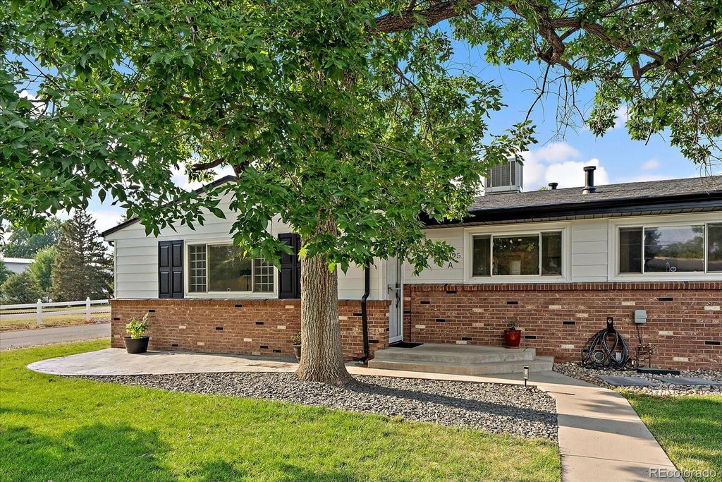 Photo of 14195 W 50th Avenue, Golden, CO 80403 (MLS # 9404451)