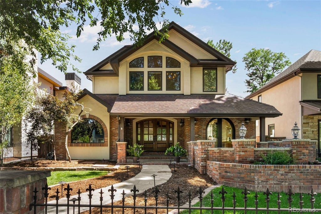 Photo of 2534 S Saint Paul Street, Denver, CO 80210 (MLS # 8897363)