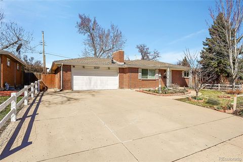 1627 S Dover Court, Lakewood, CO 80232 - #: 4421266