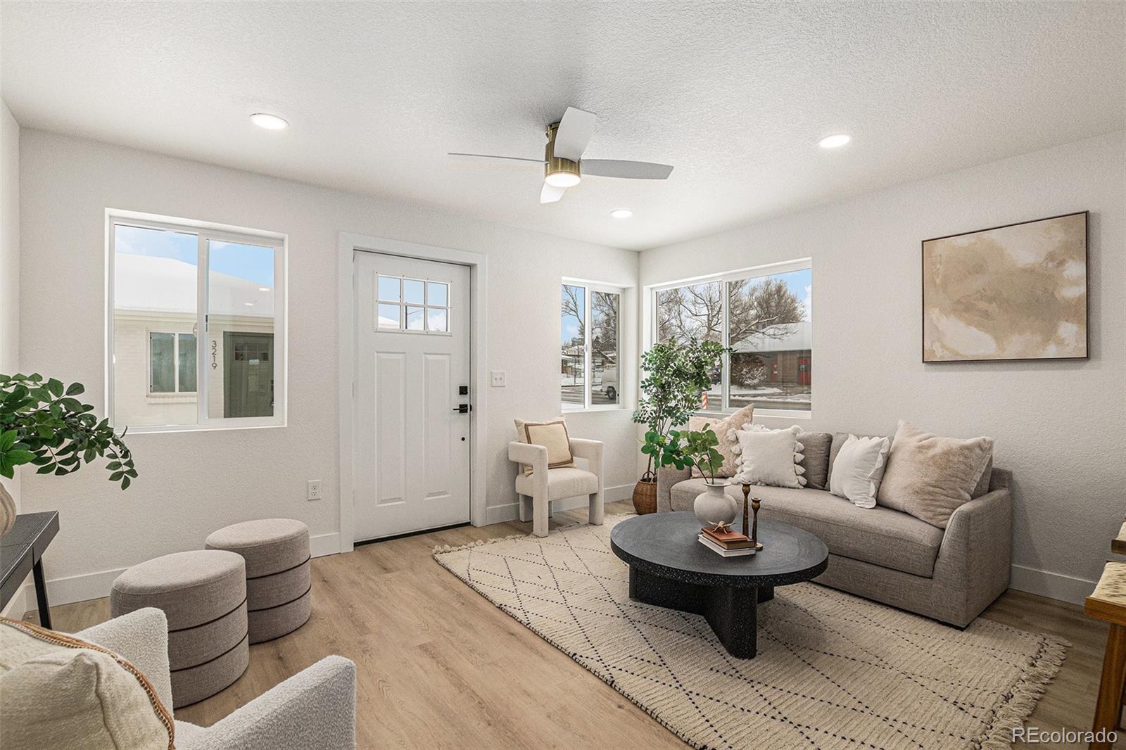 3211 N Steele Street