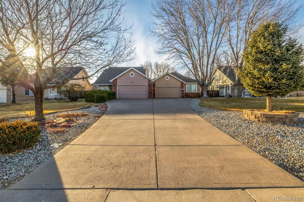 Photo of 1195 S Allison Street, Lakewood, CO 80232 (MLS # 7244481)