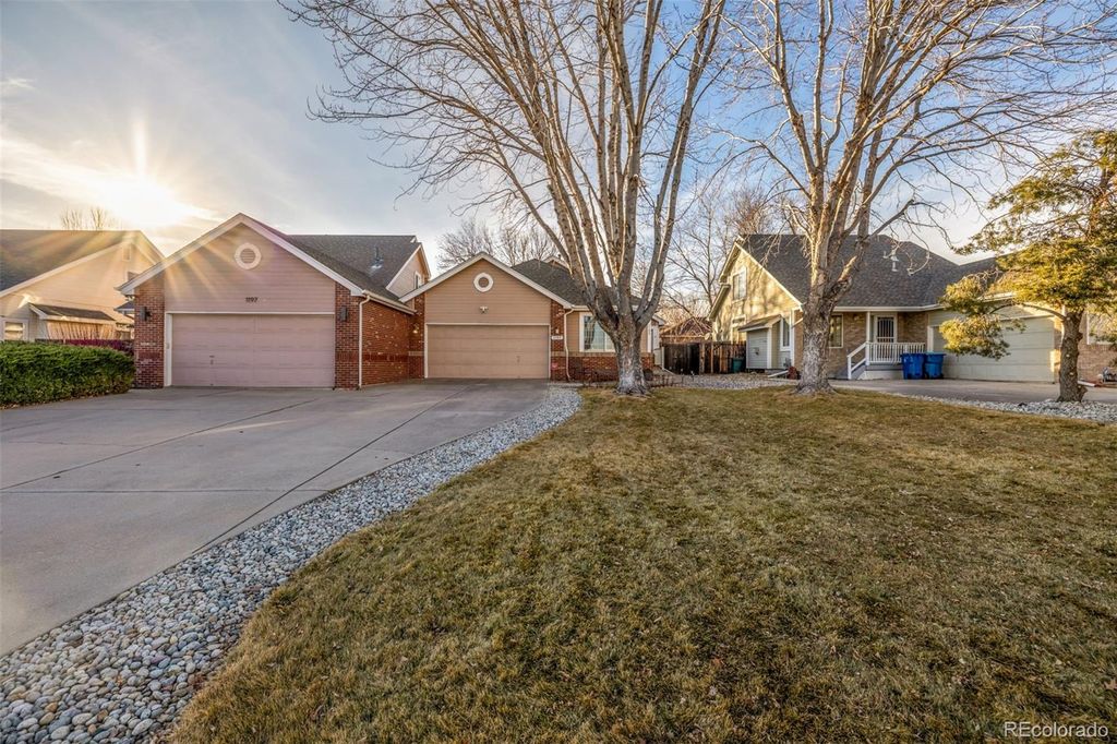Photo of 1195 S Allison Street, Lakewood, CO 80232 (MLS # 7244481)