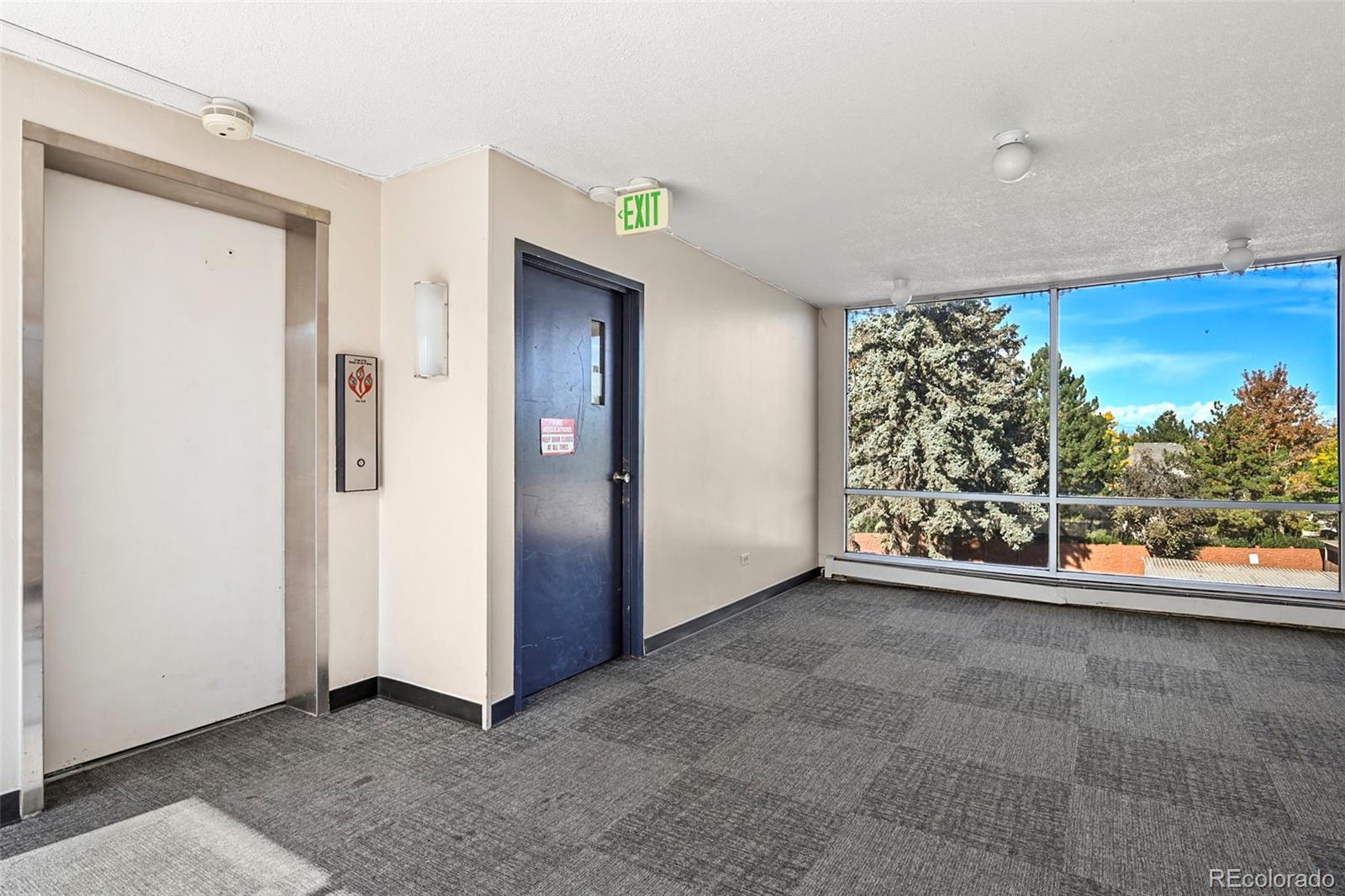 2231 S Vaughn Way 301B