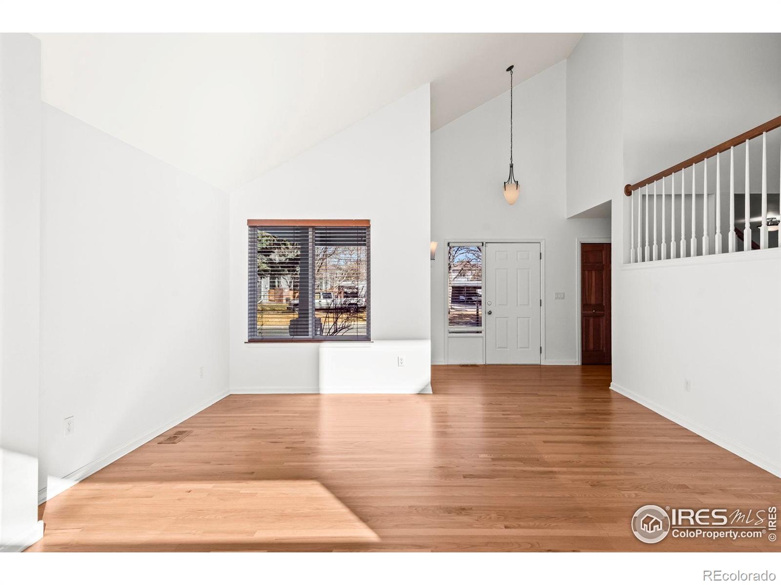 4886 Kings Ridge Boulevard