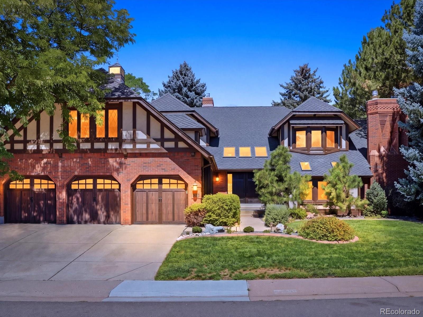 3697 E Euclid Avenue