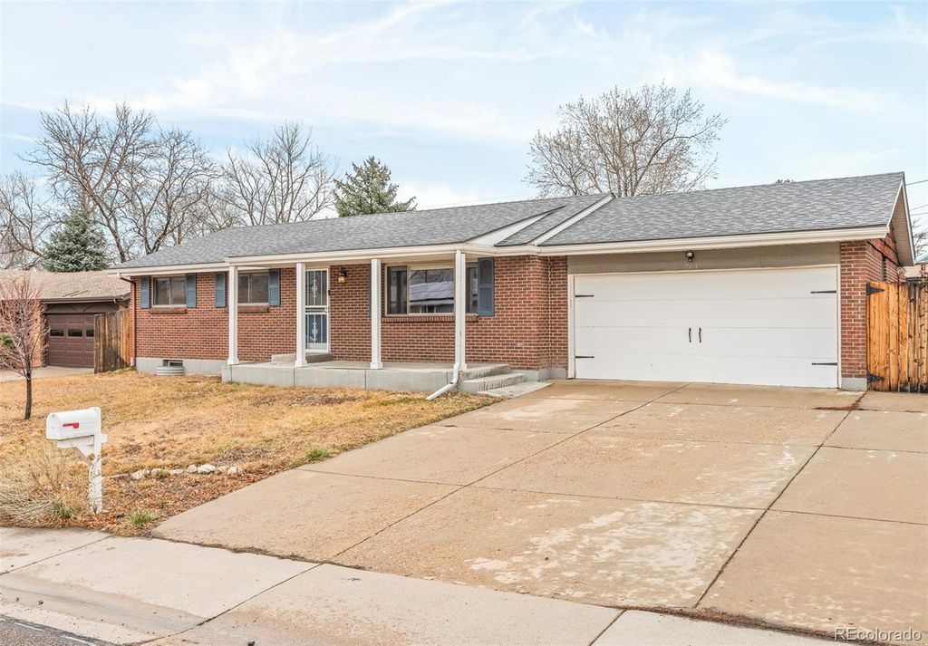 Photo of 764 Vivian Street, Lakewood, CO 80401 (MLS # 8311078)