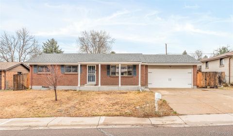 Photo of 764 Vivian Street, Lakewood, CO 80401 (MLS # 8311078)