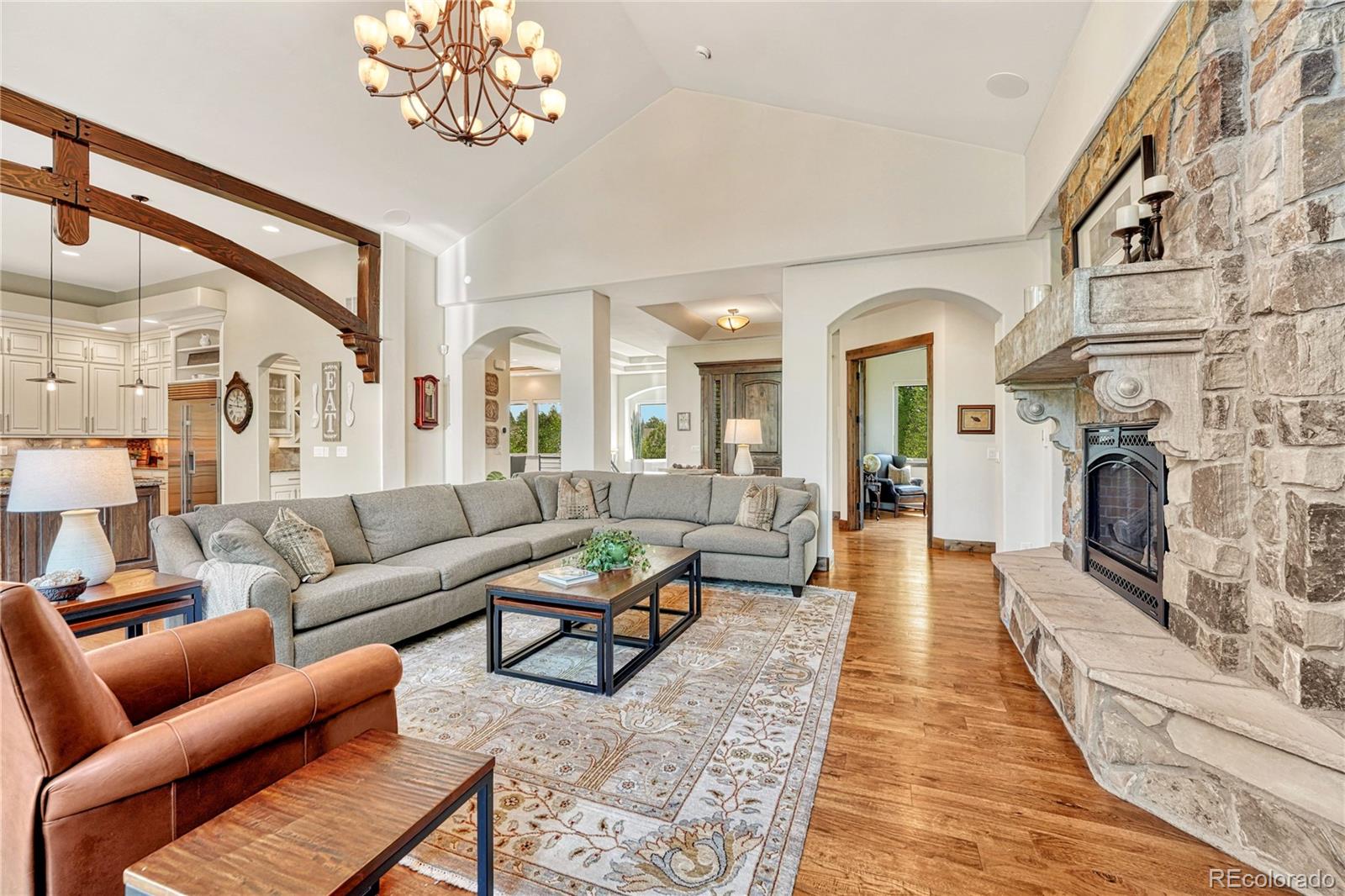 5656 Majestic Oak Way