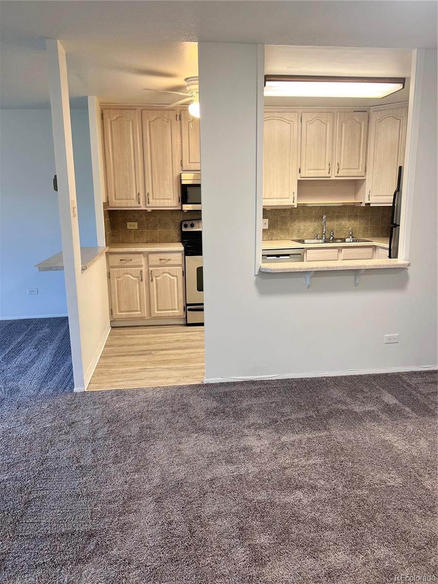 9655 E Center Avenue 3C