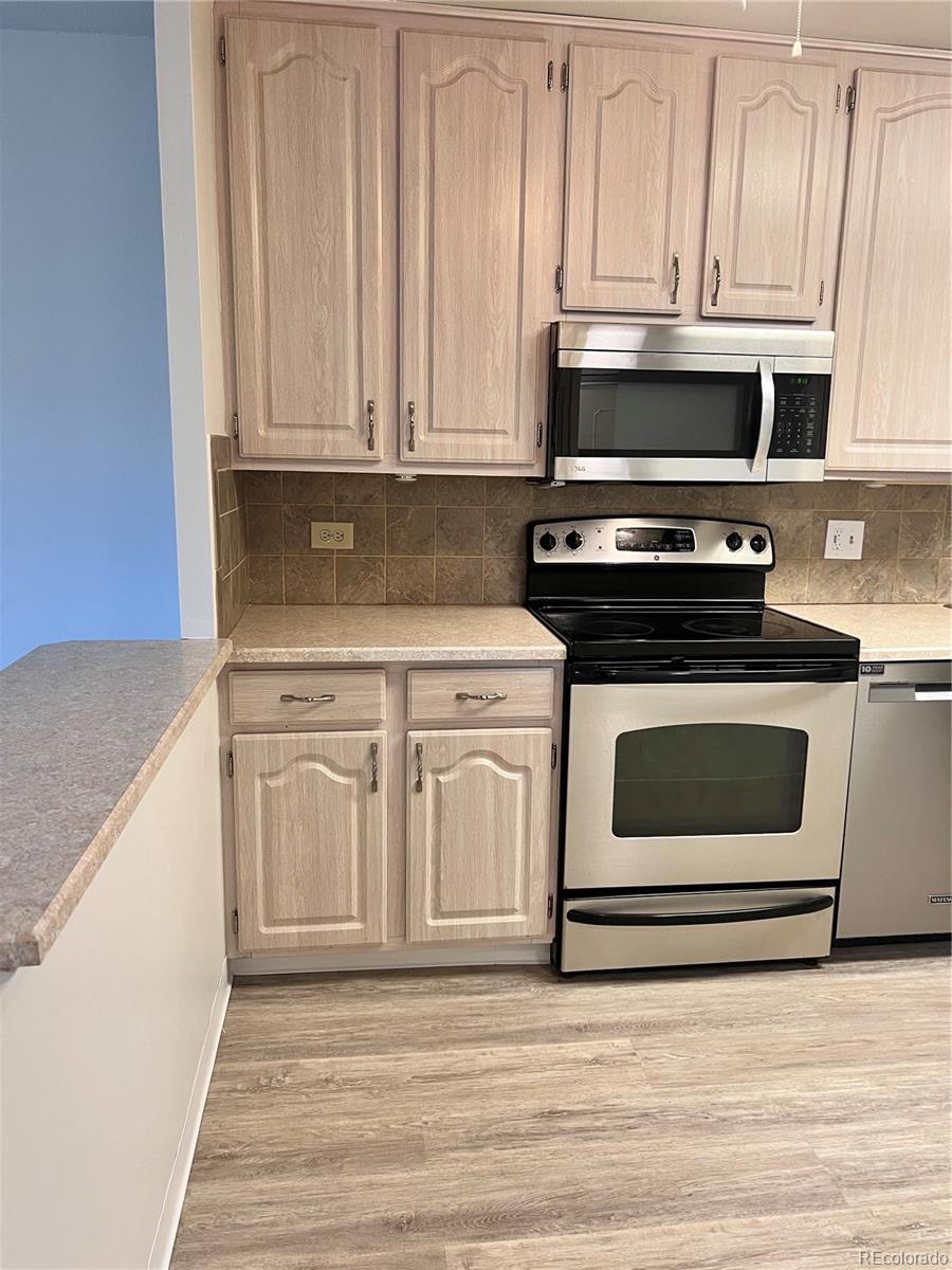 9655 E Center Avenue 3C