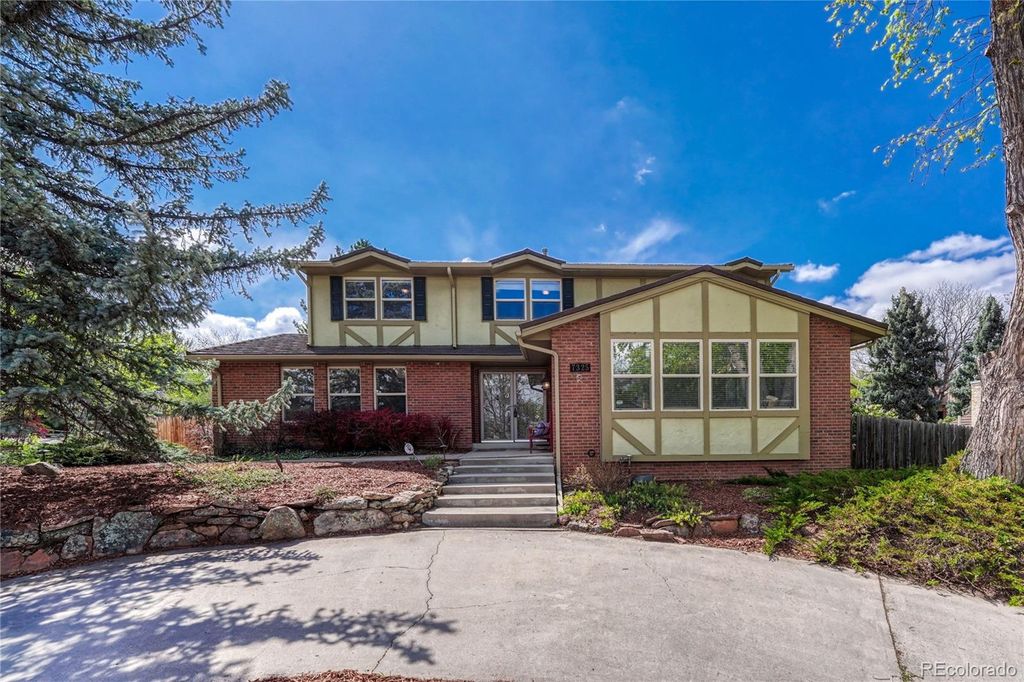 Photo of 7325 W Clifton Avenue, Littleton, CO 80128 (MLS # 7566294)
