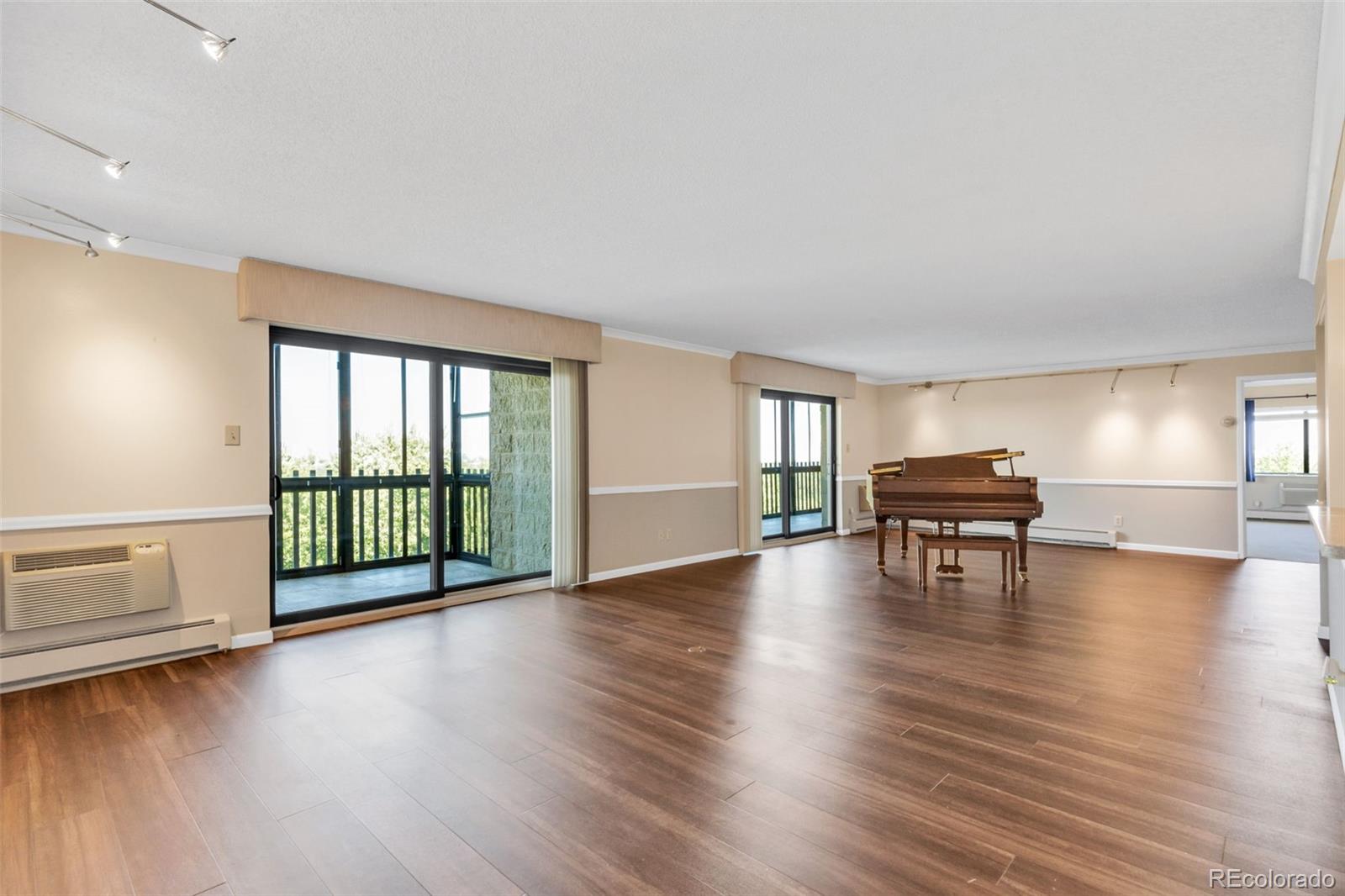 14390 E Marina Drive 606