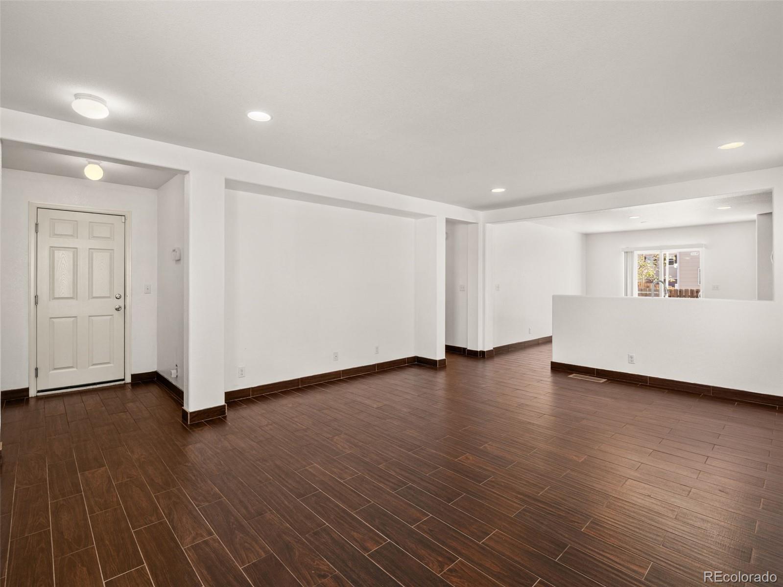 5383 Lewiston Street