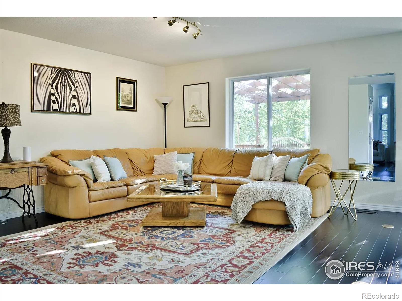 382 Scenic Drive
