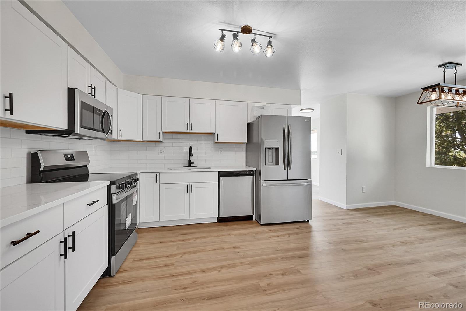 2503-2507 N Taft Avenue