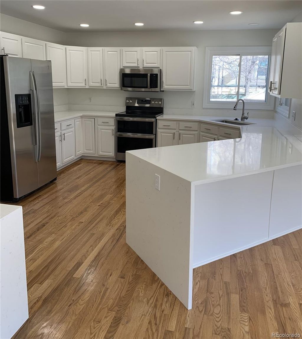 Photo of 9888 Falcon Creek Drive, Highlands Ranch, CO 80130 (MLS # 3108019)