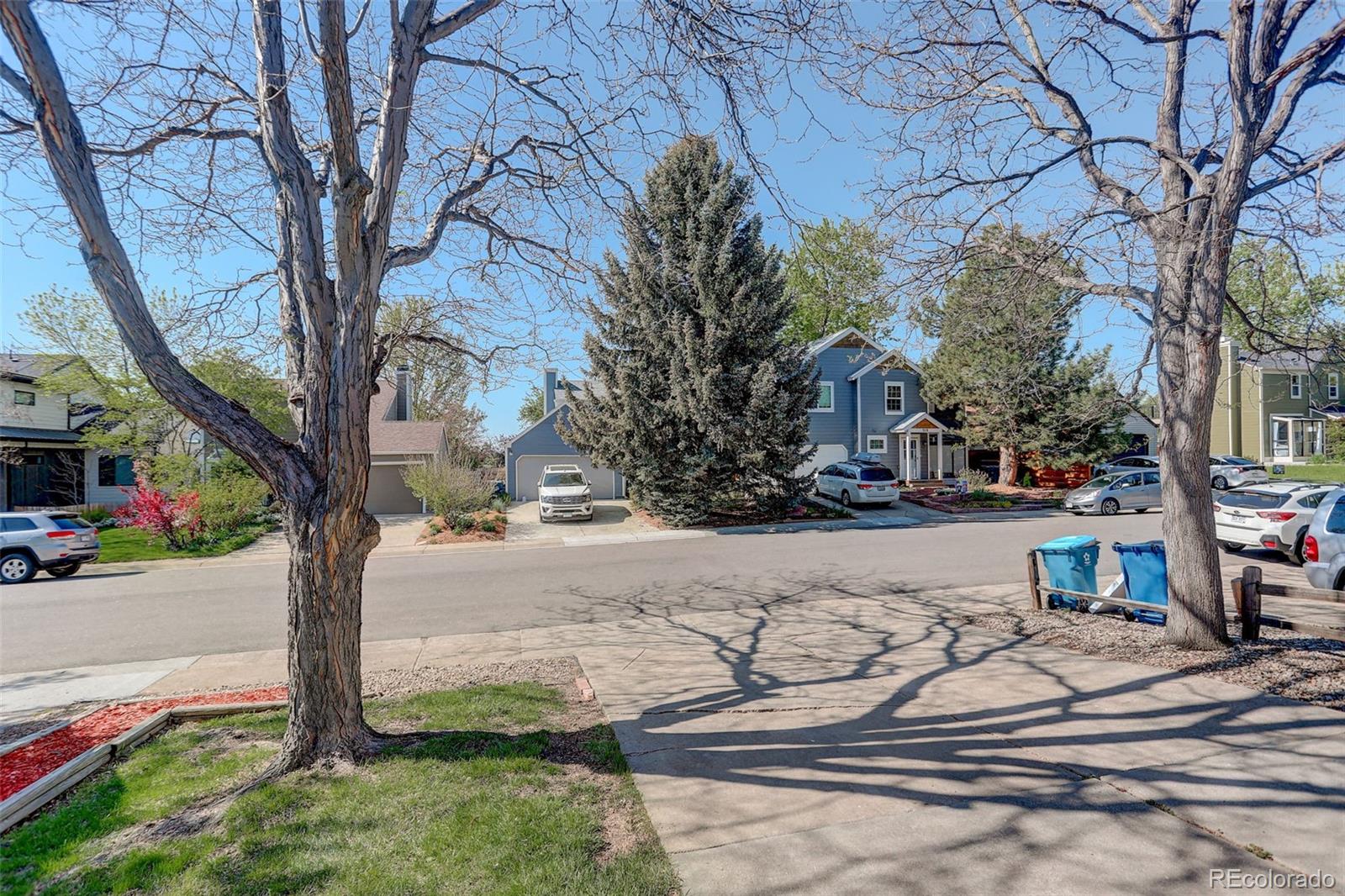 291 W Sycamore Lane