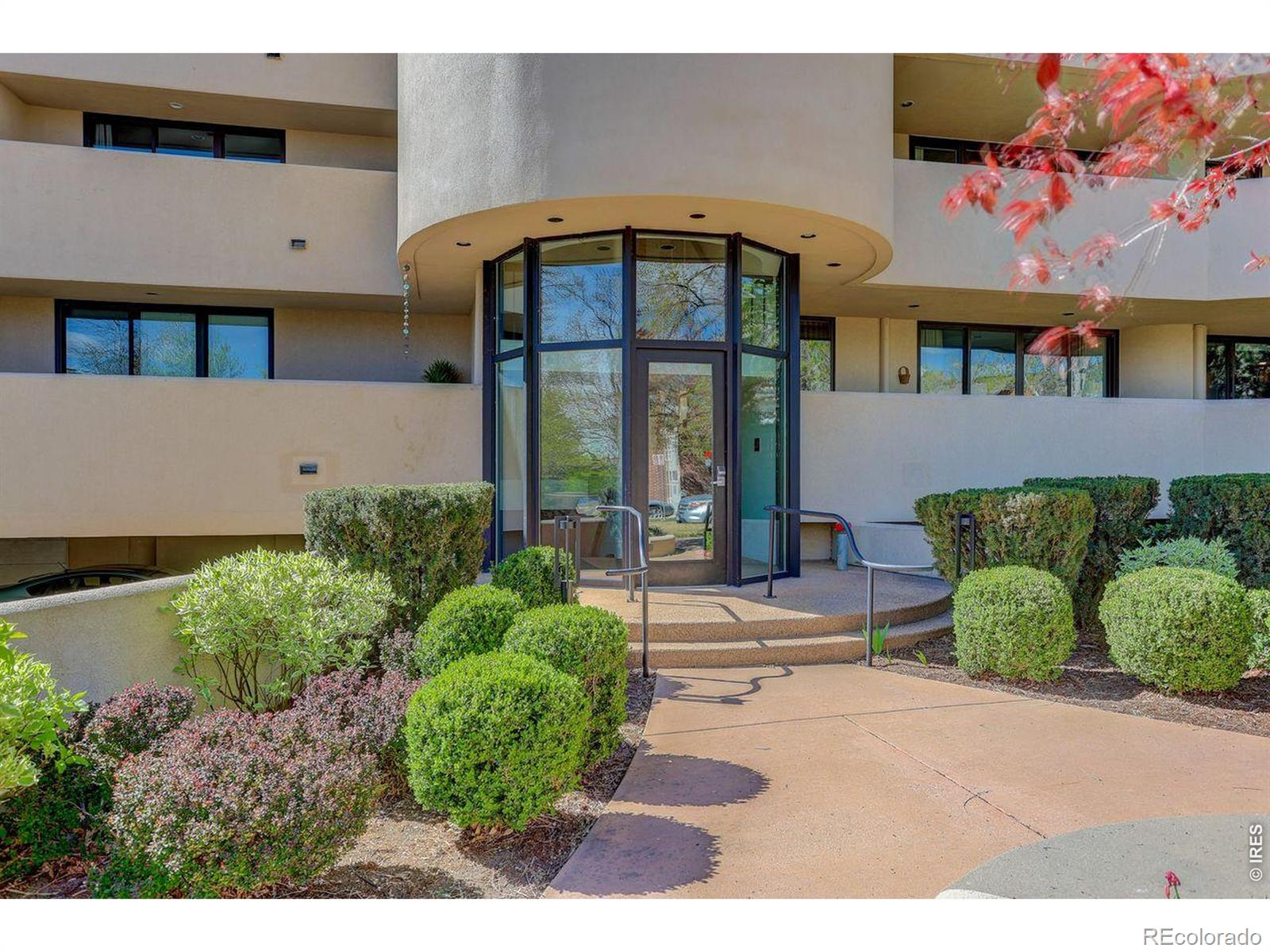 1140 Portland Place 208