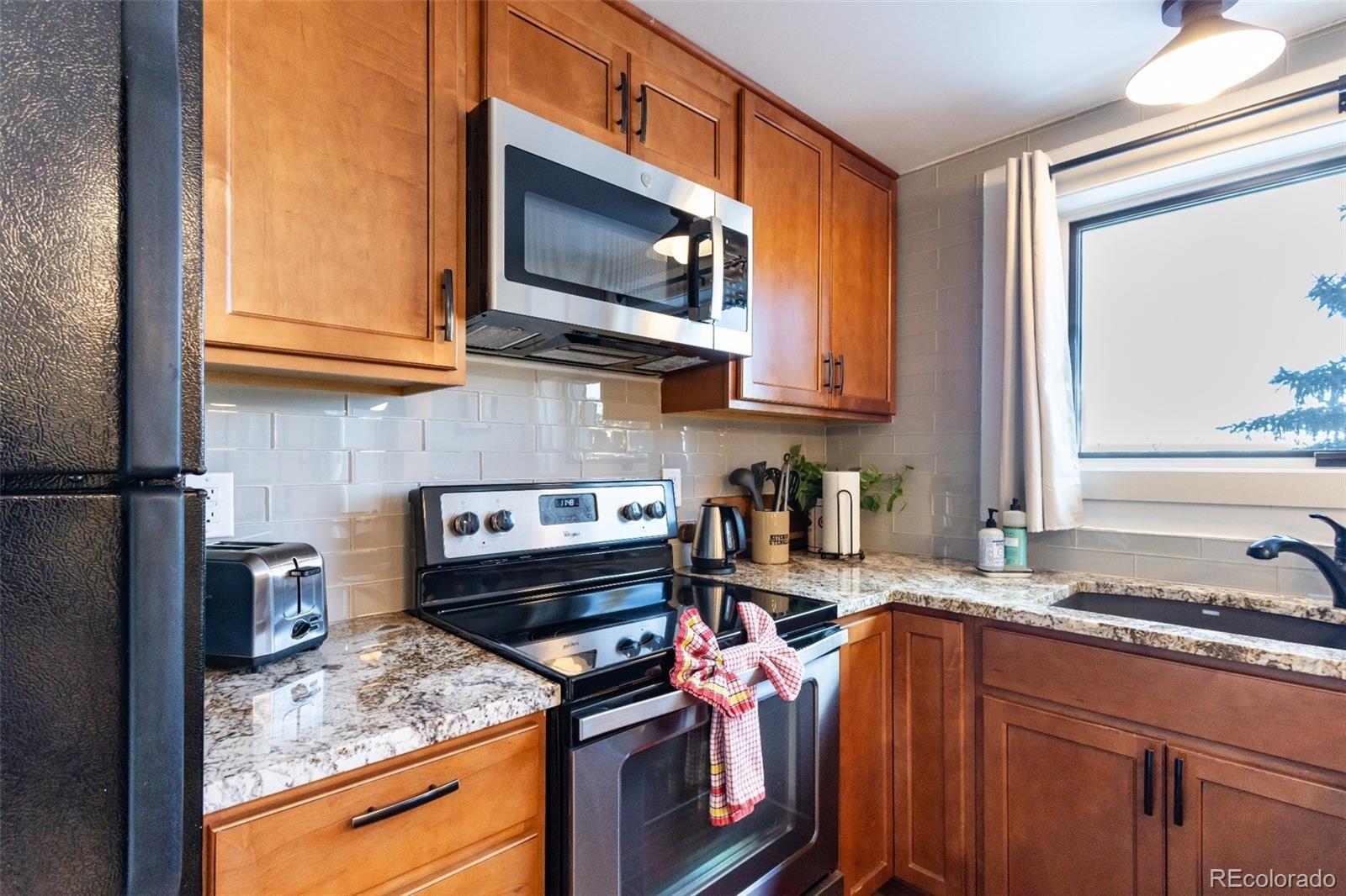 535 S Park Avenue 218