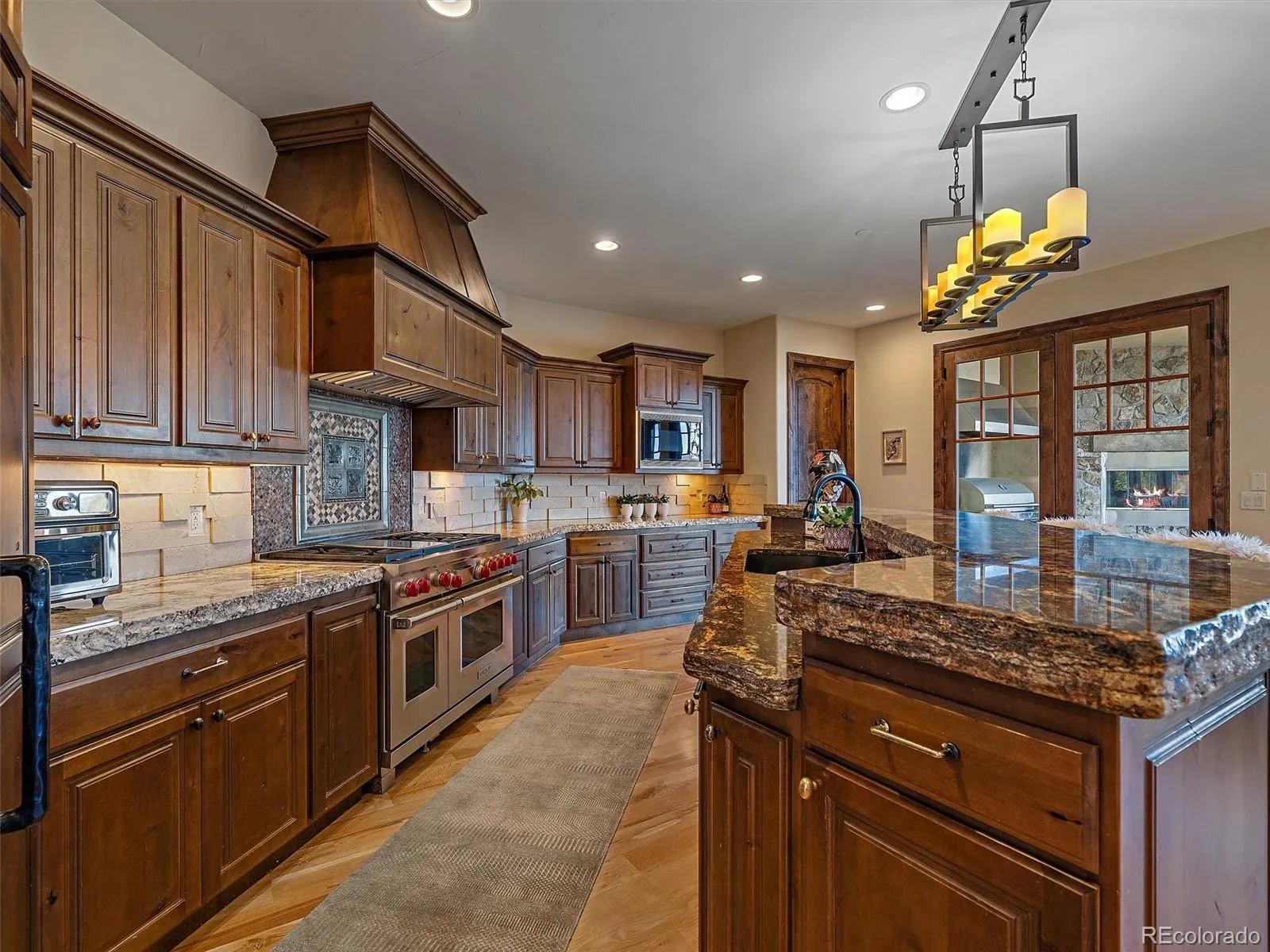 Evergreen, Colorado 80439, United States, 6 Bedrooms Bedrooms, ,7 BathroomsBathrooms,Residential,Pending,111283