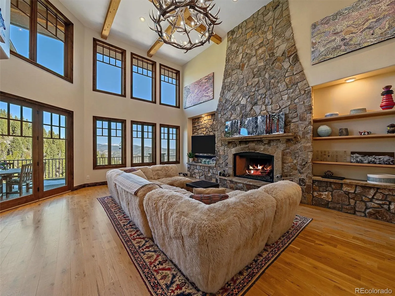 Evergreen, Colorado 80439, United States, 6 Bedrooms Bedrooms, ,7 BathroomsBathrooms,Residential,Pending,111283