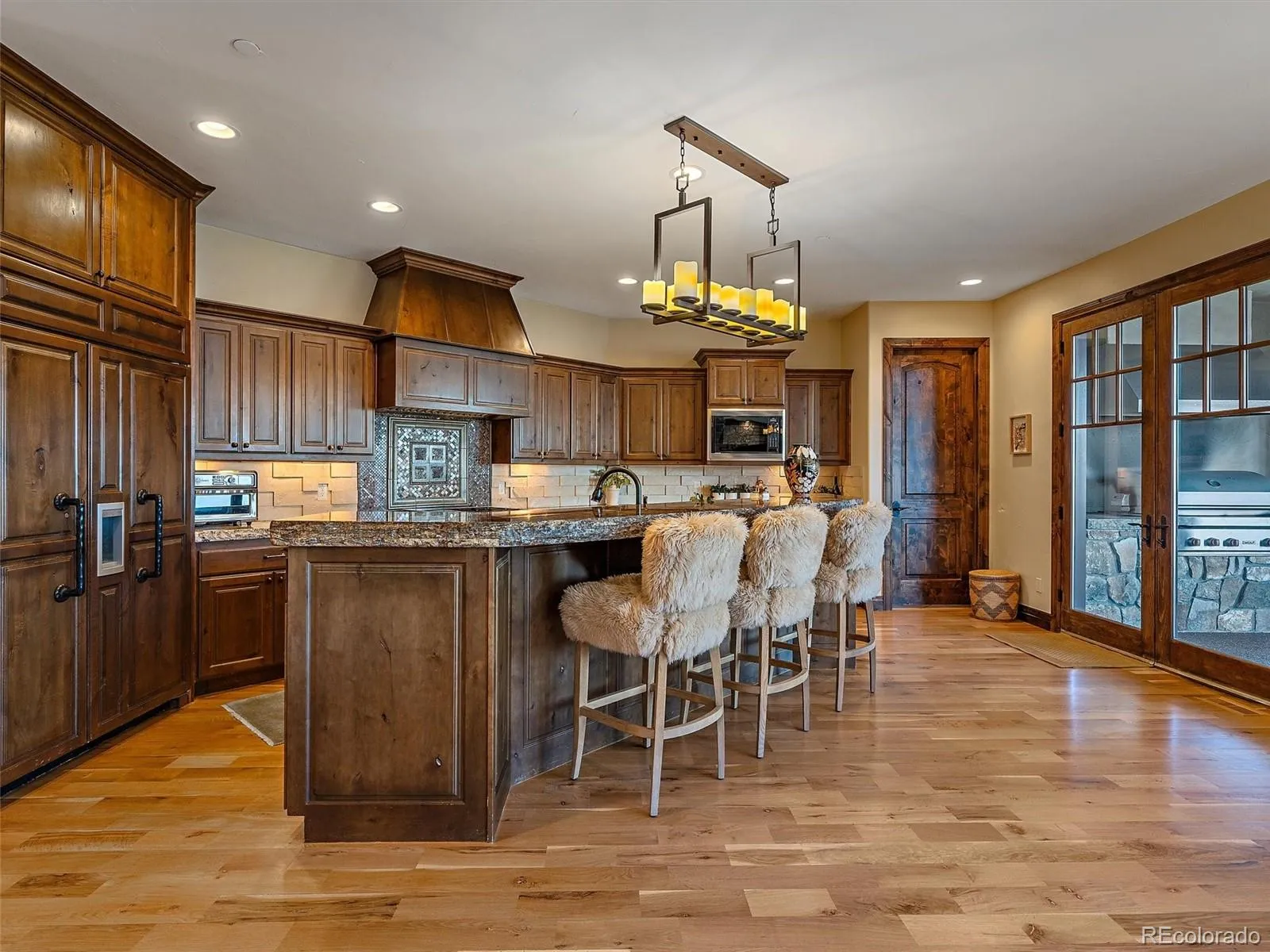 Evergreen, Colorado 80439, United States, 6 Bedrooms Bedrooms, ,7 BathroomsBathrooms,Residential,Pending,111283