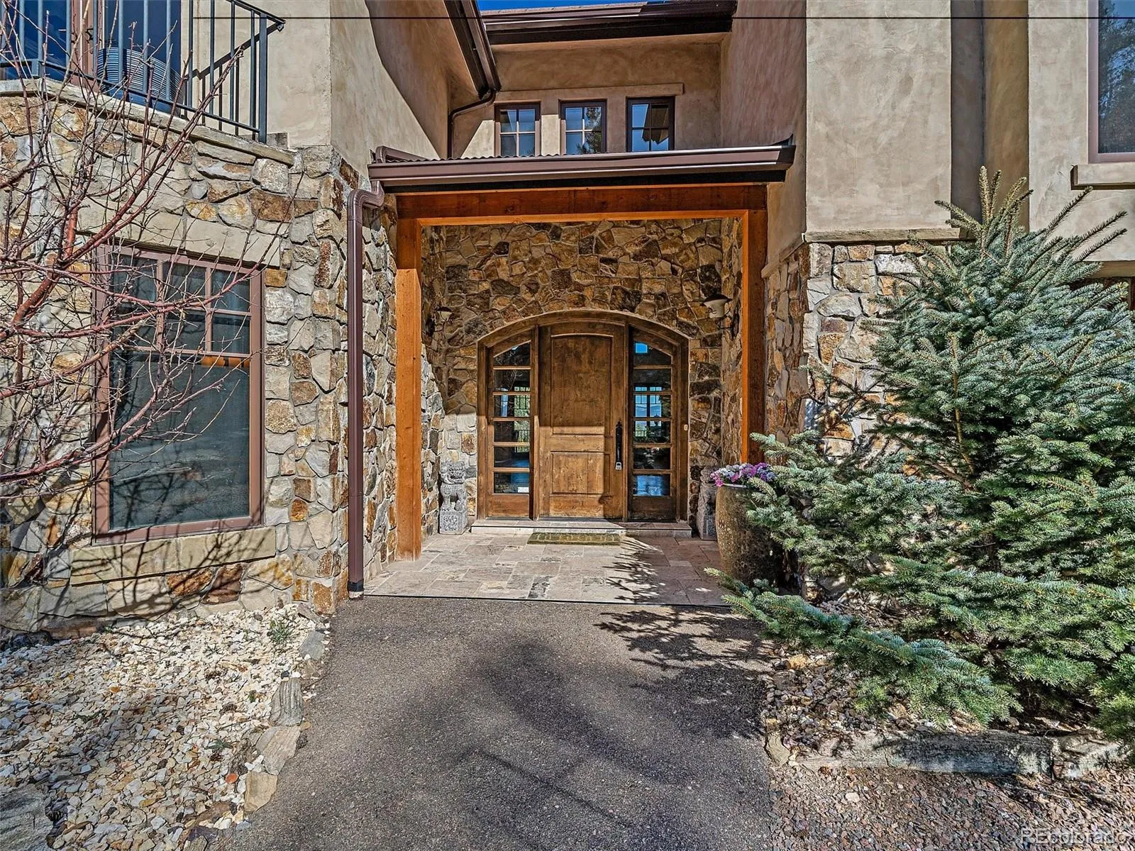 Evergreen, Colorado 80439, United States, 6 Bedrooms Bedrooms, ,7 BathroomsBathrooms,Residential,Pending,111283