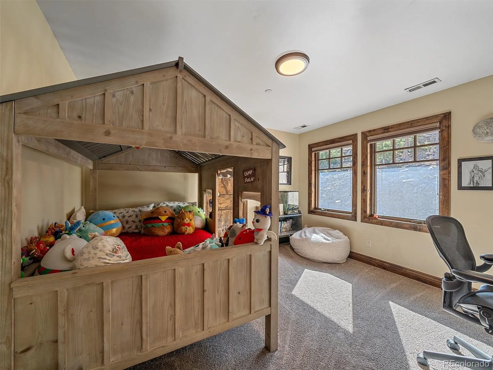 Evergreen, Colorado 80439, United States, 6 Bedrooms Bedrooms, ,7 BathroomsBathrooms,Residential,Pending,111283