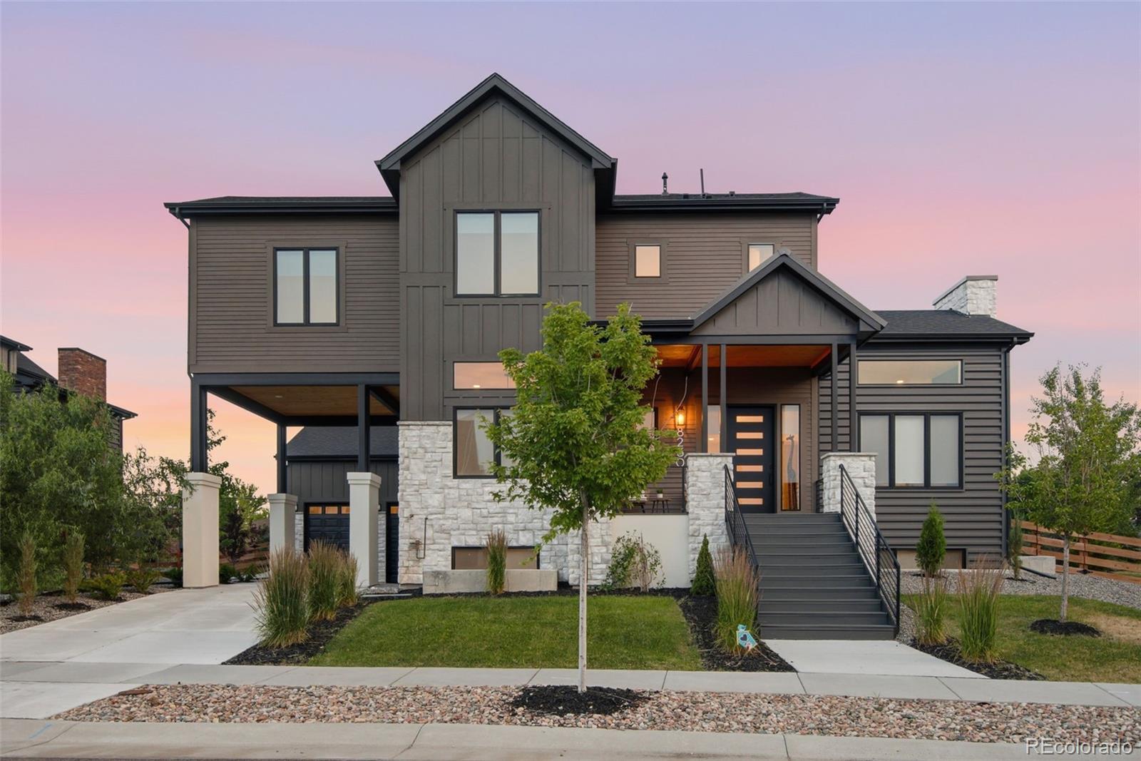 8230 W Tennessee Court