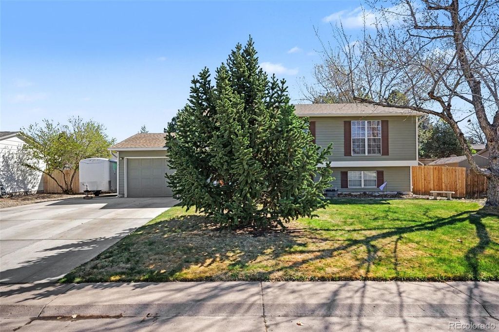 Photo of 11528 Hot Springs Drive, Parker, CO 80138 (MLS # 9842749)