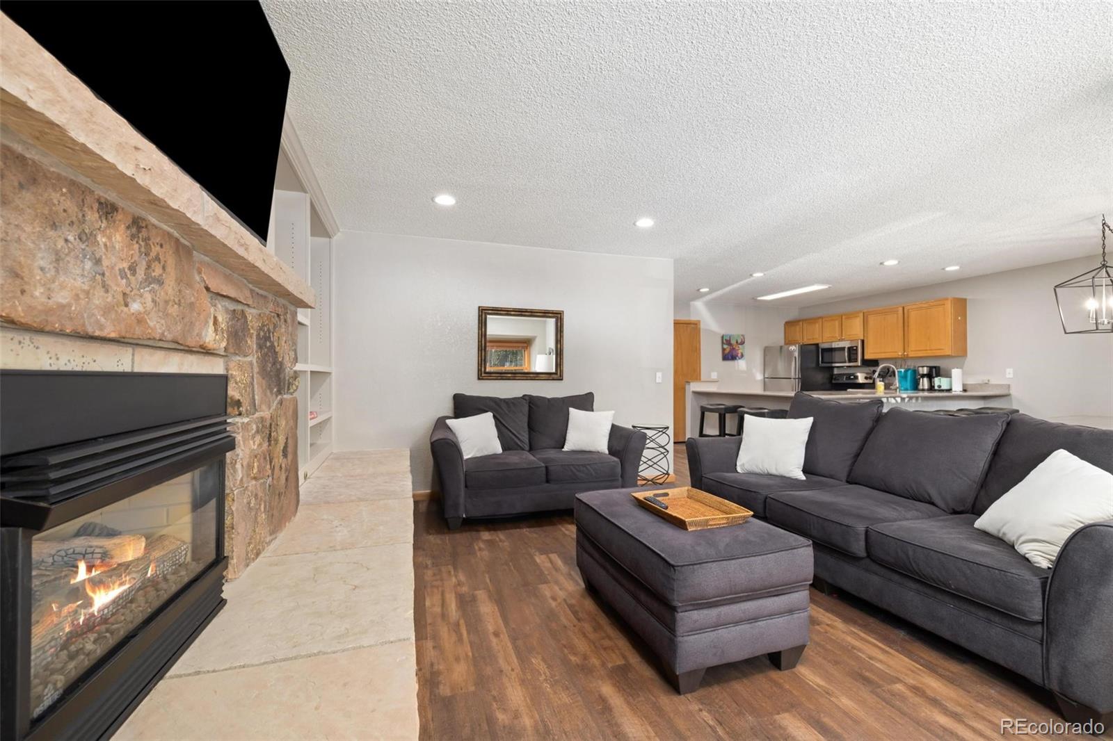 107 N Harris Street 102