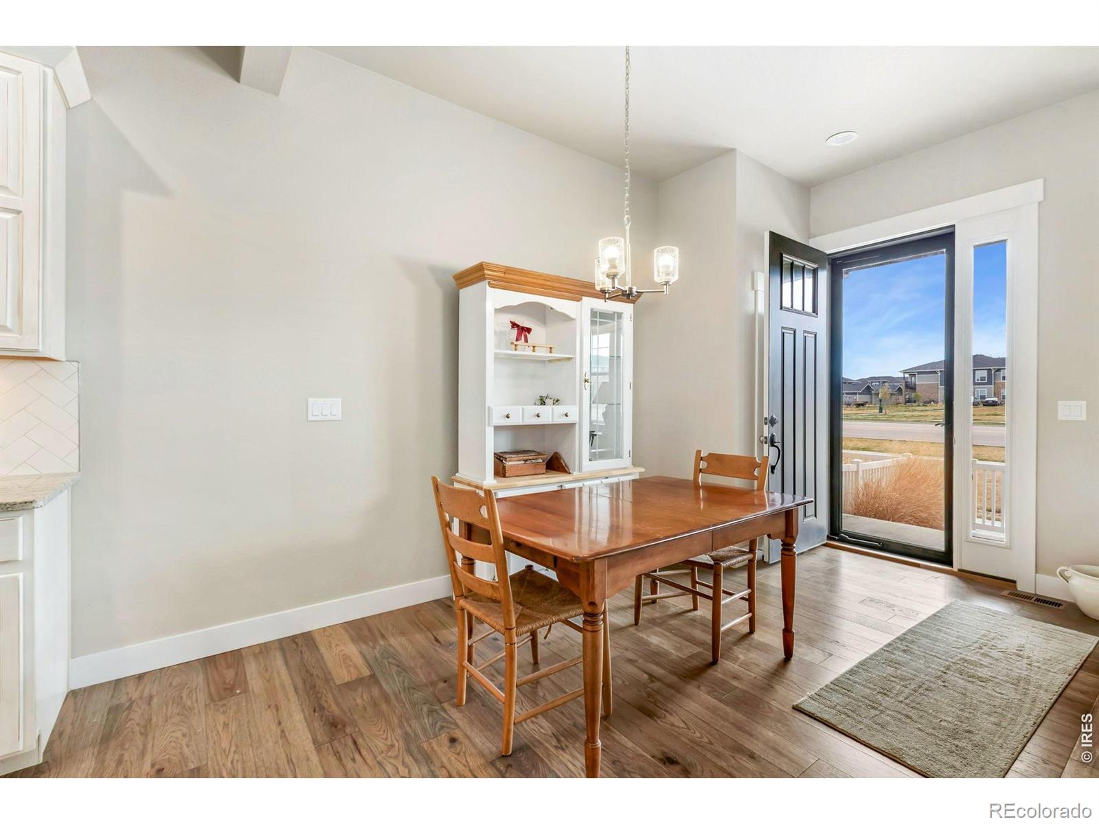 5441 Longshaw Court 2
