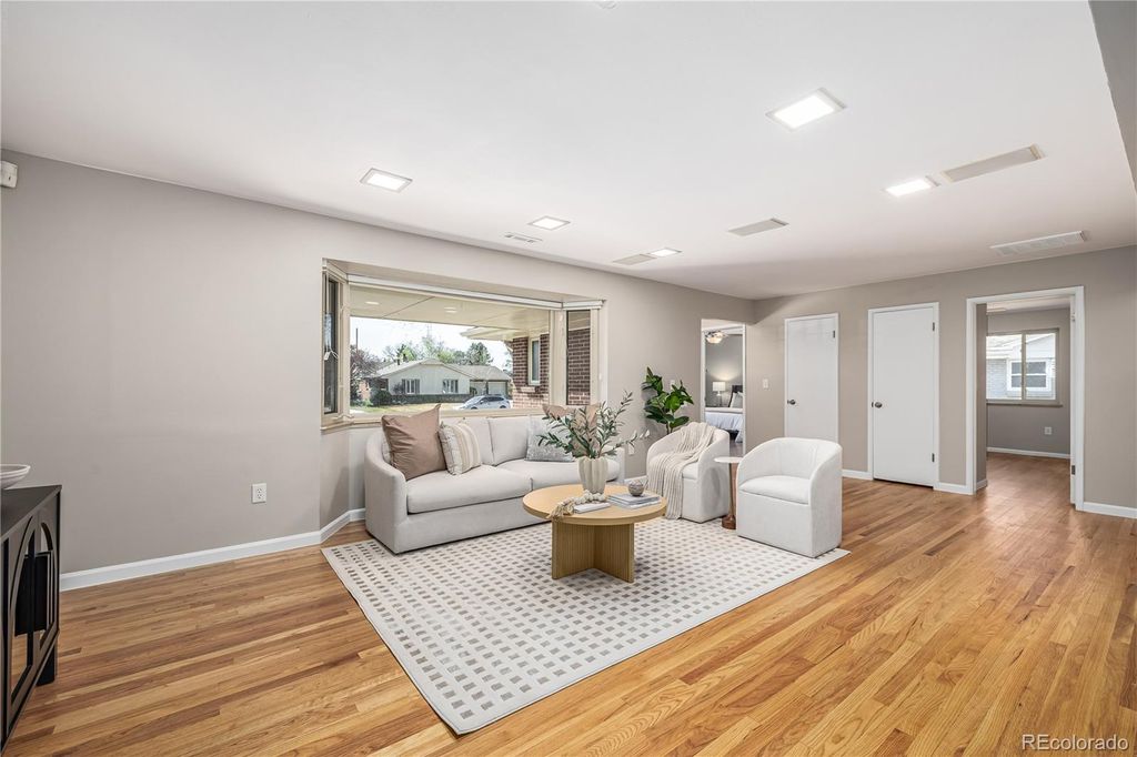 Photo of 2540 S Jasmine Street, Denver, CO 80222 (MLS # 3585055)