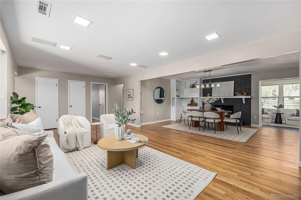 Photo of 2540 S Jasmine Street, Denver, CO 80222 (MLS # 3585055)