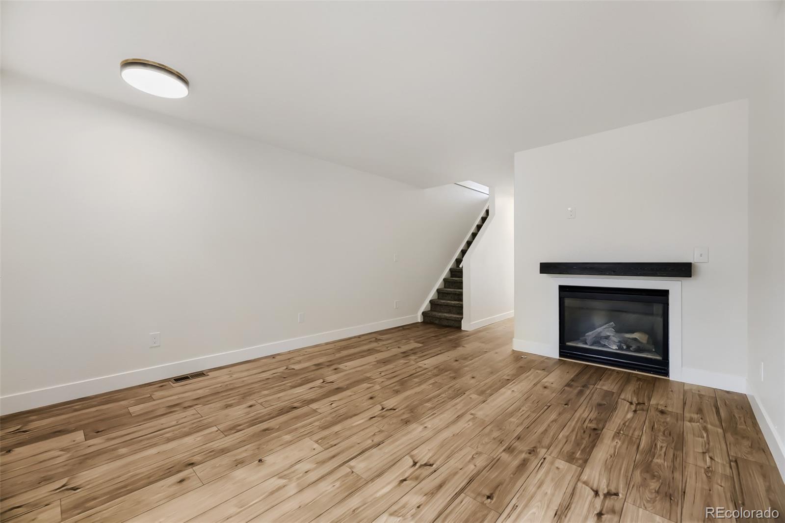 2025 Oakcrest Circle 2H