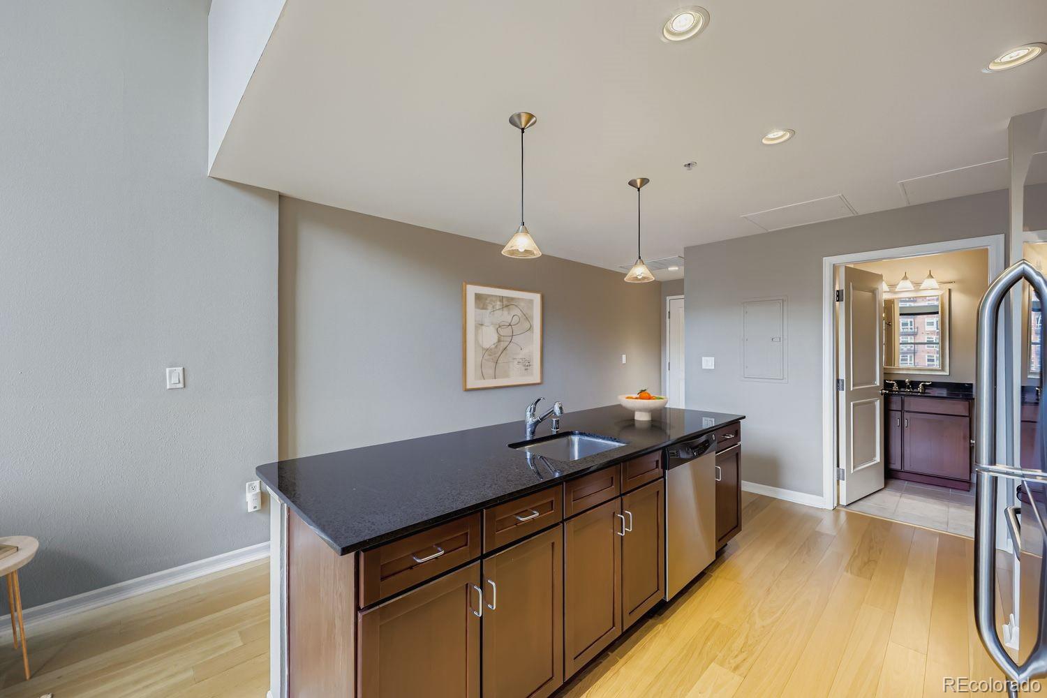 1975 N Grant Street 827