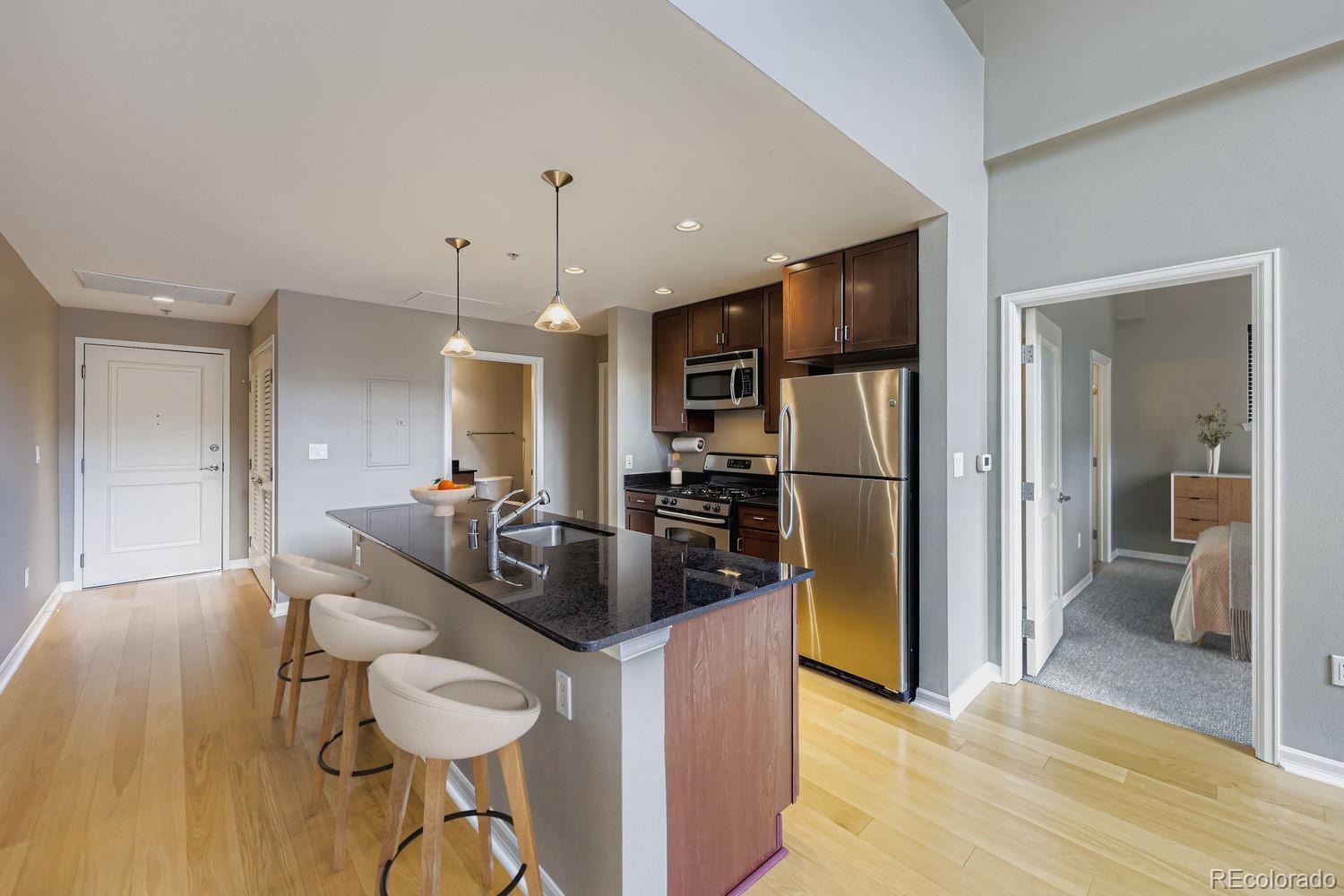 1975 N Grant Street 827